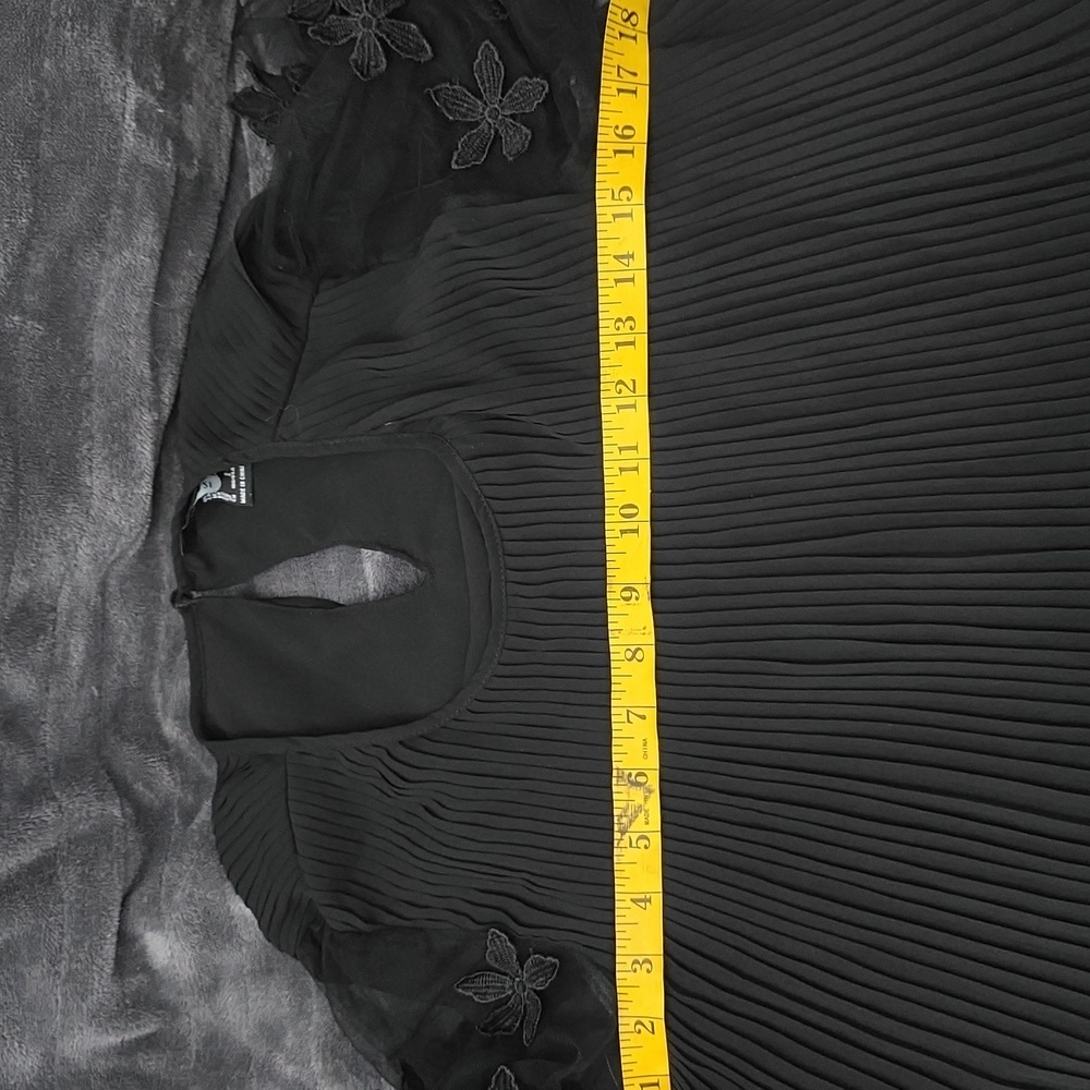 Forever 21 Dress - Picture 9 of 9